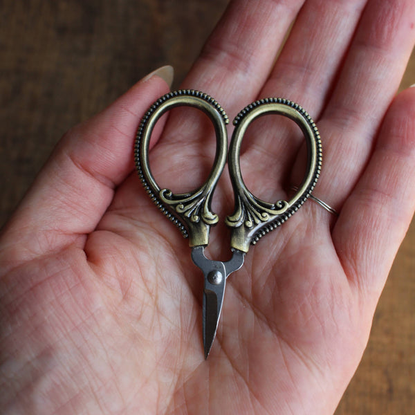 Mini Embroidery Scissors