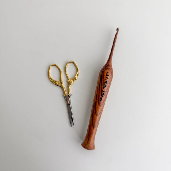 Flax & Twine Rosewood Crochet Hooks