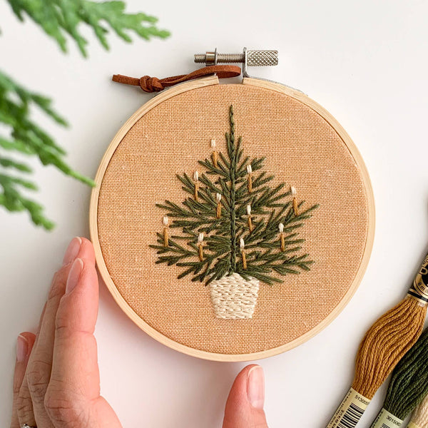 Vintage Christmas Tree Embroidery Kit