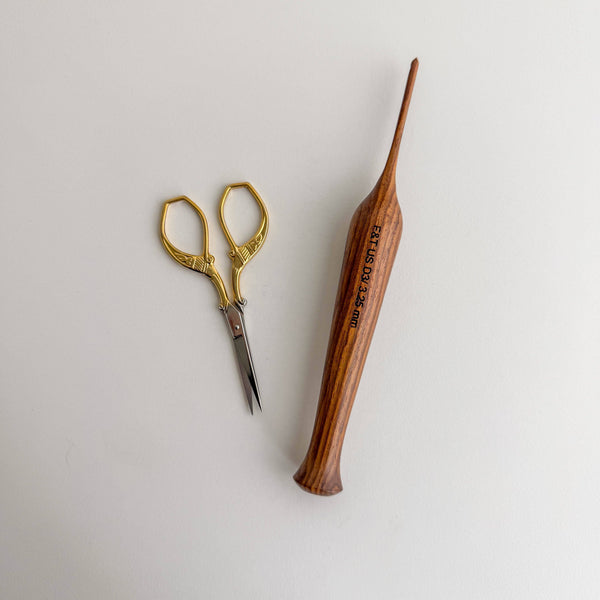 Flax & Twine Rosewood Crochet Hooks