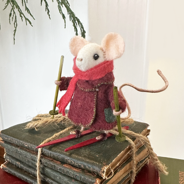 Class: Stitched Felt Ski Mouse