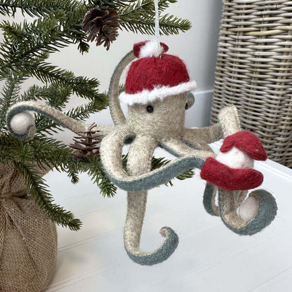 Felt Stitching Kit - Winter Octopus