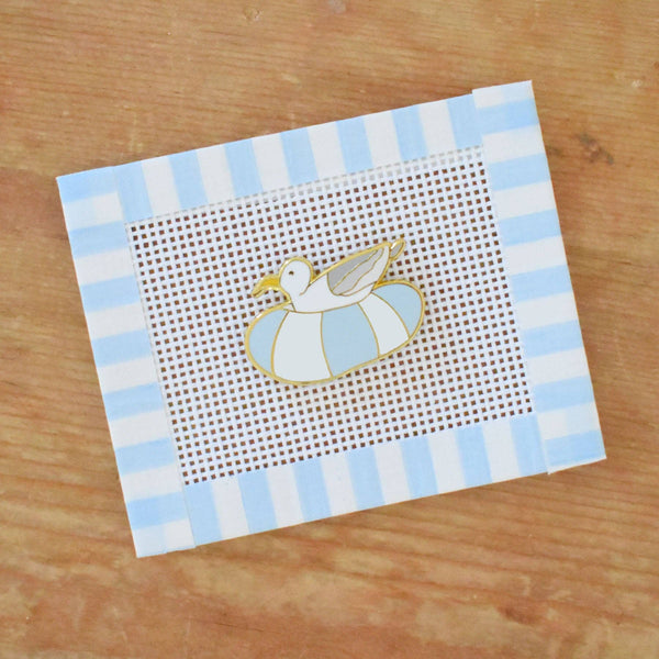 Floating Seagull Needle Minder