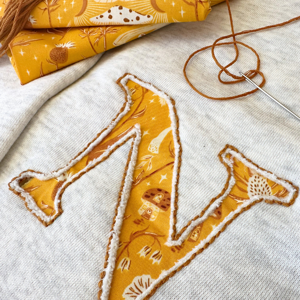 Class: Reverse Appliqué Monogram Sweatshirt (7/25)