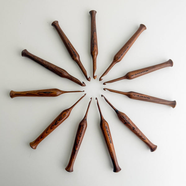 Flax & Twine Rosewood Crochet Hooks