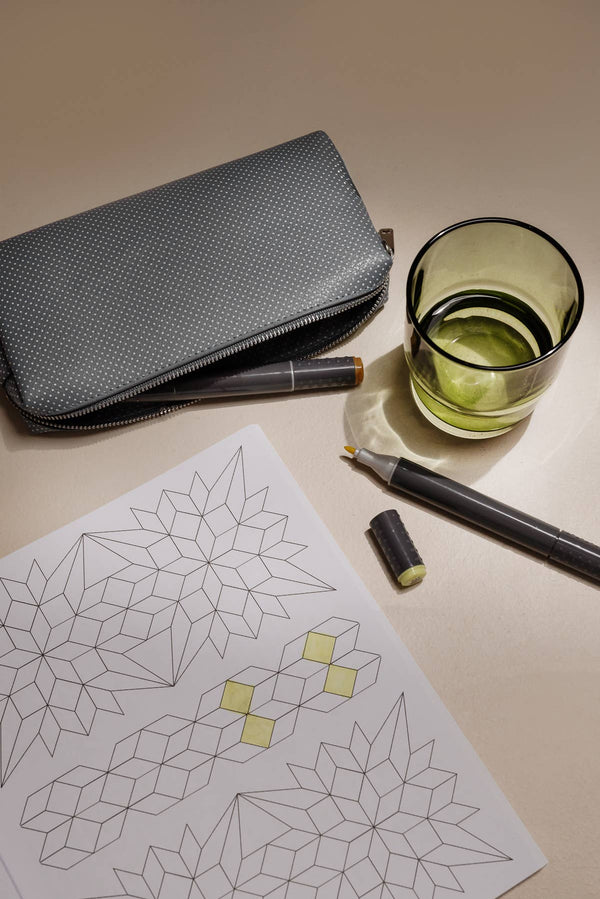 Modern Quilting Coloring Book: Adult Coloring Book