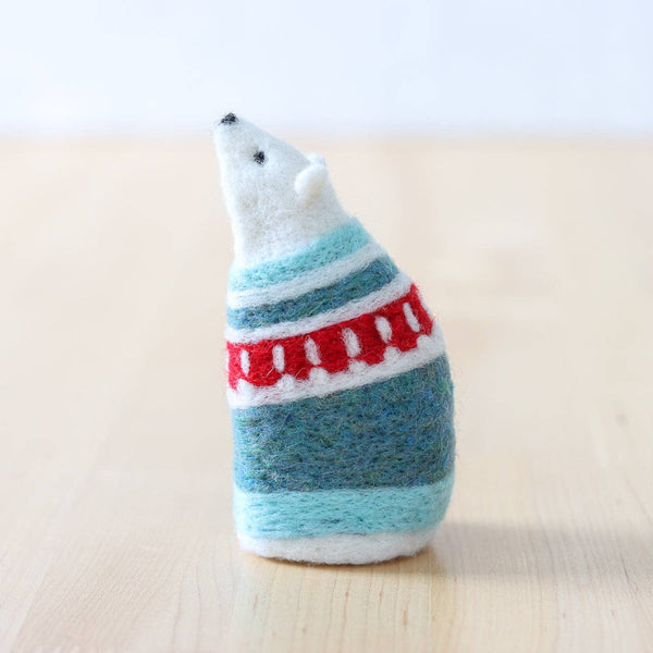 Sweater Bear Needle Felting Kit (Beginner)